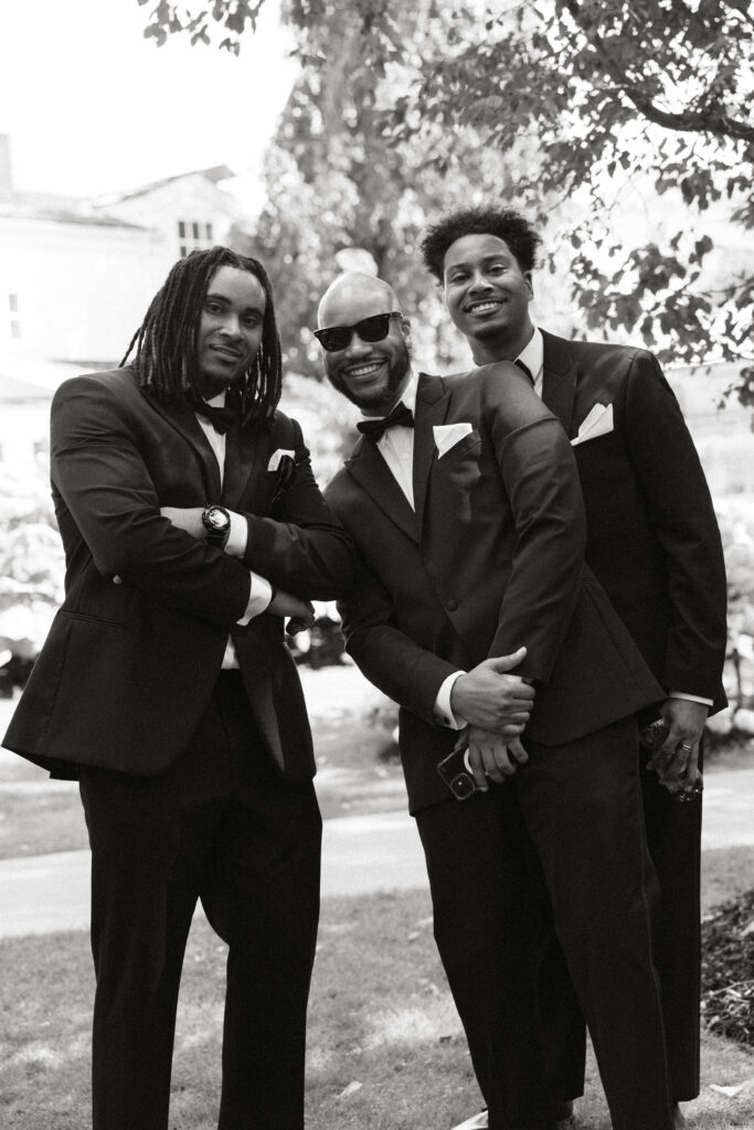 Family-focused Toronto wedding at The Doctor’s House by Toronto wedding photographer