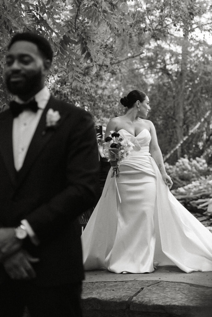 First look at an early September Toronto wedding