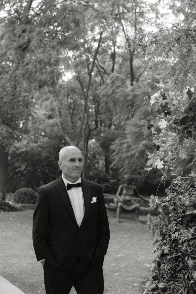 Family-focused Toronto wedding at The Doctor’s House by Toronto wedding photographer