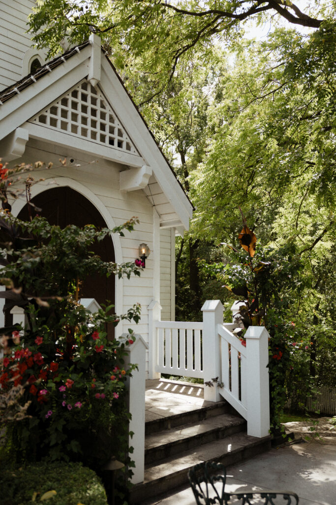 Emotional September wedding photographed by a Toronto wedding photographer