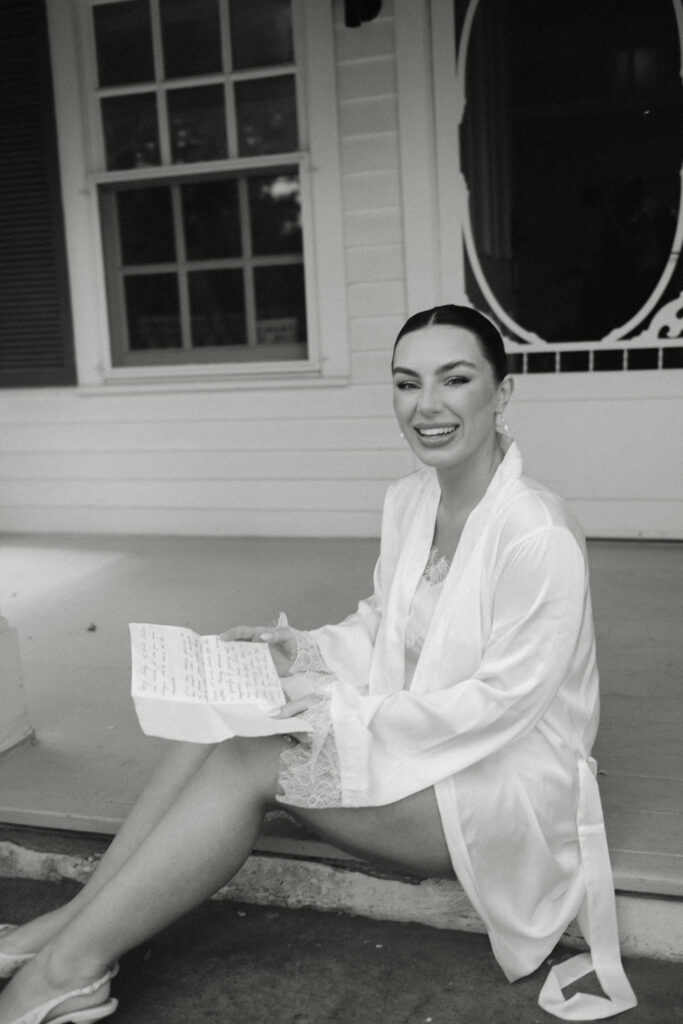 Estate wedding just north of Toronto photographed by a Toronto wedding photographer