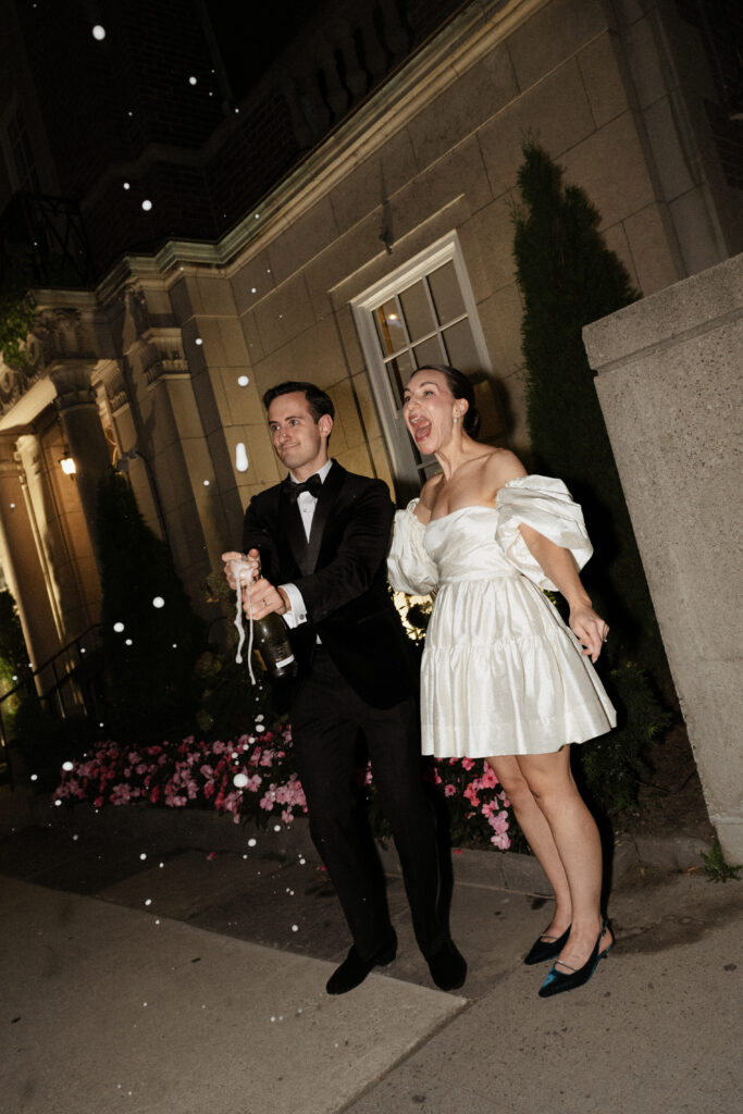 Luxury wedding at the University Club of Toronto with editorial details